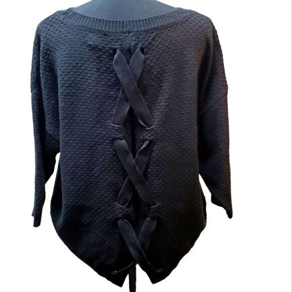 SOHO Jeans Black Textured Knit Sweater – Size XS – Lace-Up Back - Picture 2 of 7